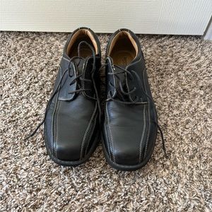 Dockers dress shoes